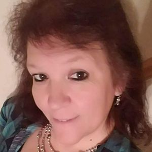 Meet your Posher, Theresa